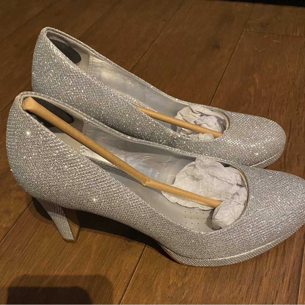 Ankis silver sparkle high heels